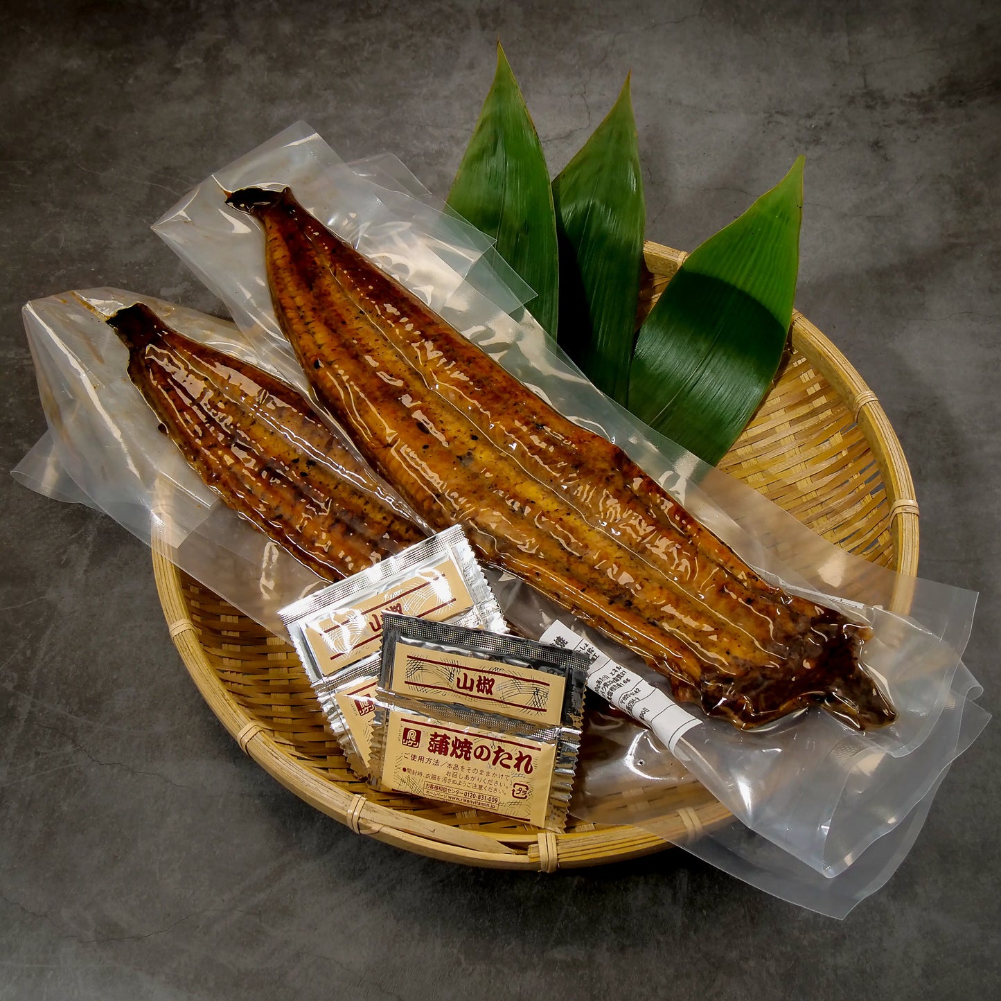 【土用の丑の日】きまぐれクック厳選 有頭うなぎ蒲焼